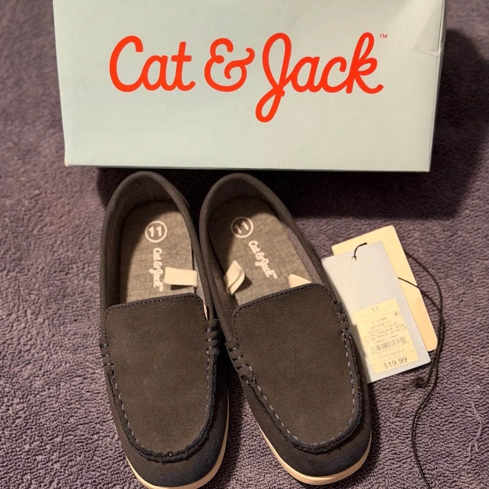 Cat & Jack comfortable dark